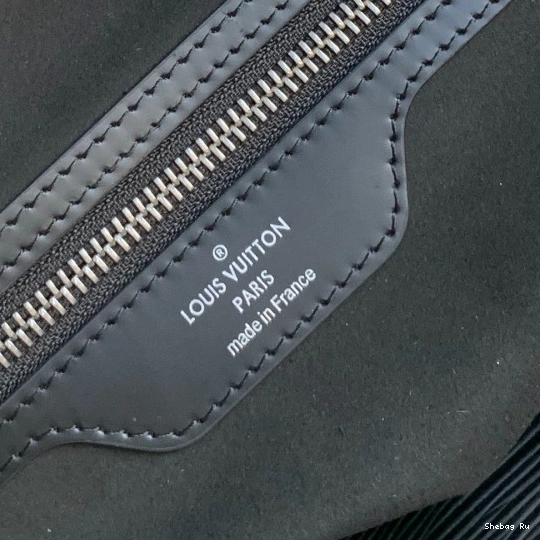 BANDOULIÈRE LOUIS VUITTON KEEPALL 45 0713